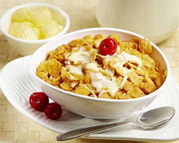 Nguy hại từ một bữa ăn nhẹ trước khi ngủ