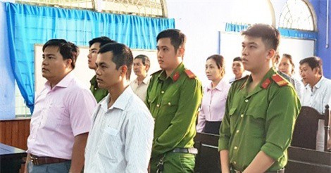 Hoãn phiên tòa xét xử cựu Phó Chi cục trưởng Quản lý thị trường Sóc Trăng