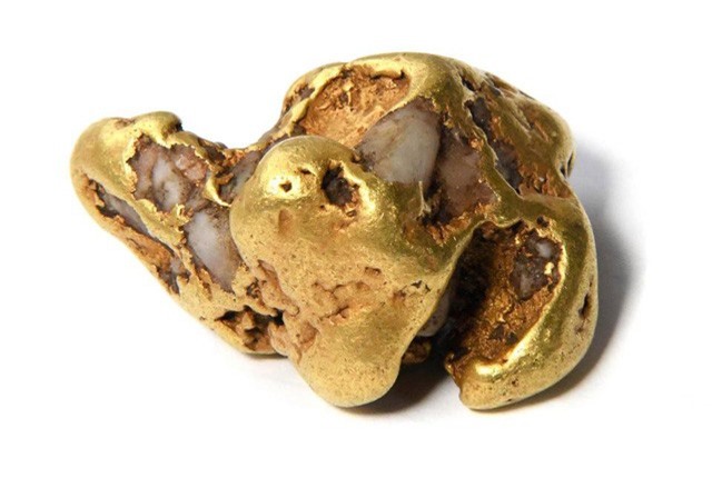 Mò được quặng vàng trị giá 1,5 tỷ đồng ở sông