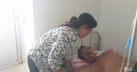 Vụ án mạng kinh hoàng: Người cha bị chém trọng thương khi ứng cứu con