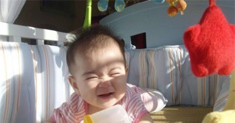 Cách phơi nắng giúp trẻ tổng hợp vitamin D hiệu quả