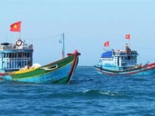 Hỗ trợ bảo hiểm 3 triệu đồng mỗi năm cho tàu cá ven bờ