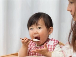 Những lưu ý dinh dưỡng dành cho trẻ giai đoạn 0-5 tuổi