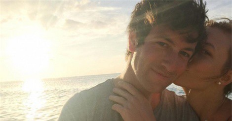 "Thiên thần" Karlie Kloss sắp kết hôn, Taylor Swift là phù dâu?