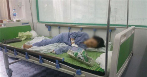 Hải Phòng: Truy bắt gã đàn ông nghi cắt cổ vợ và 2 cháu