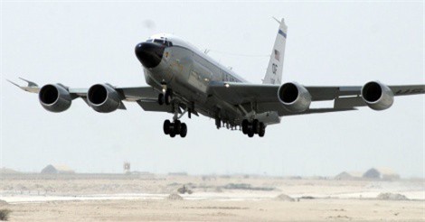 Máy bay Mỹ "lảng vảng" gần bán đảo Crimea