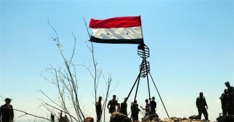 Quân đội Syria không ngừng tấn công, khủng bố không còn đất sống ở Quneitra