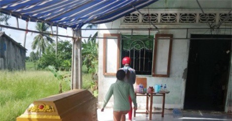 Cà Mau: Đâm chết vợ vì nghi ngoại tình