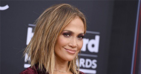 Jennifer Lopez vinh dự nhận giải thưởng mang tên Michael Jackson