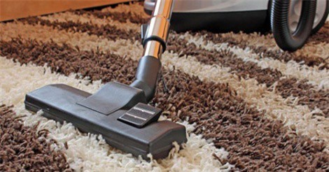 Mẹo làm sạch thảm trải sàn nhanh chóng