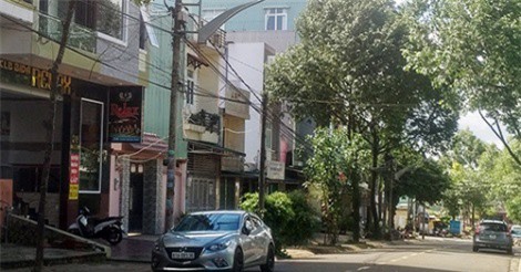 Nam thanh niên đâm gục bạn gái rồi gọi điện xin lỗi