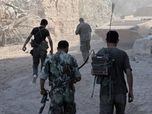 Quân đội Syria bất ngờ đánh Bắc Latakia, phiến quân rút lui trong hoảng loạn