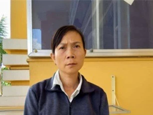 Bị truy tố vì... "lộ" tin nhắn