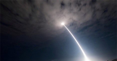 Gặp trục trặc trong thử nghiệm, Mỹ phải hủy tên lửa 7 triệu USD