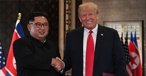 Ông Trump nhận thư mới của Kim Jong-un