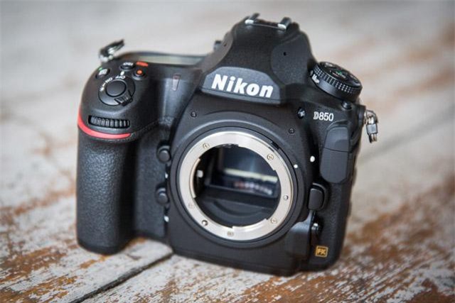 Top 10 máy ảnh tốt nhất thế giới năm 2018