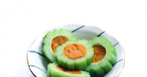 Đổi vị với món mướp đắng nhồi bí đỏ lạ miệng và đưa cơm