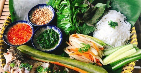 Học cách làm món cá lóc hấp bầu cuốn bánh tráng ngon miễn chê