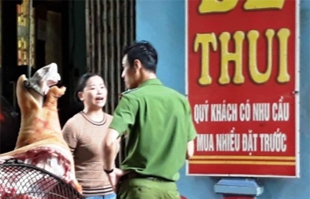 Thái Bình: Điều tra việc 2 người đàn ông bị tạt axit gây bỏng nặng