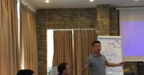 Thời điểm bạn dừng lại là lúc bạn thất bại!