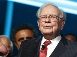 Warren Buffett sở hữu 50 tỷ USD cổ phiếu Apple