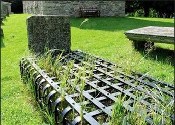 Kinh ngạc quái chiêu chống đào mộ trộm xác của người xưa