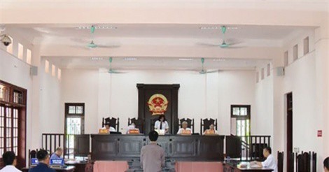 Kết án tù chung thân đối tượng lái xe máy tông chết trung tá CSGT