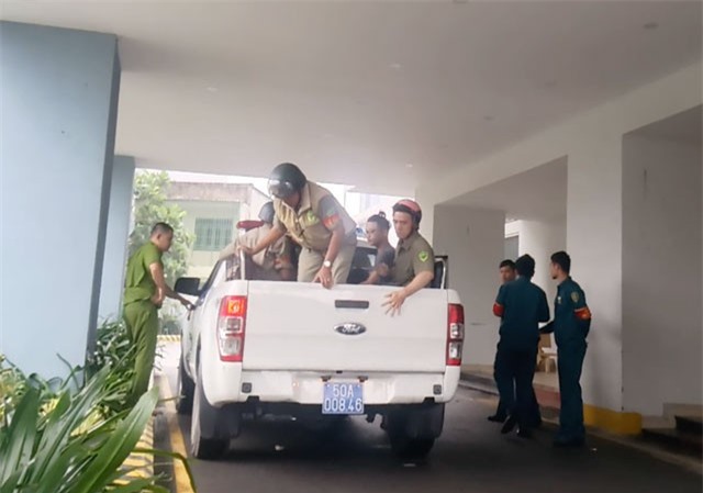 TPHCM: Kiểm tra chung cư, phát hiện 15 người có dấu hiệu sử dụng ma tuý