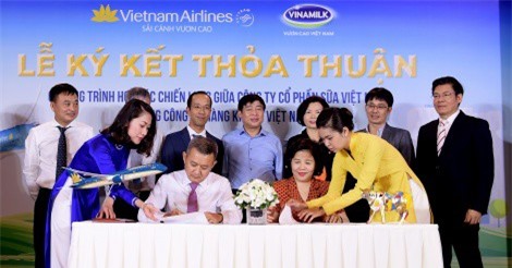 Vietnam Airlines và Vinamilk hợp tác chiến lược cùng phát triển thương hiệu vươn tầm quốc tế
