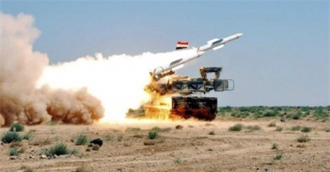 Phòng không Syria nhắm vào chiến cơ ở Đông Homs