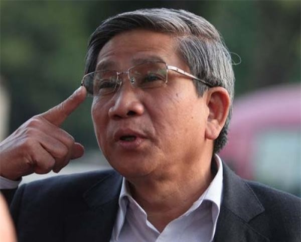 Vụ ông già trộm gà bị chụp ảnh làm nhục: Chuyên gia văn hóa nói gì?