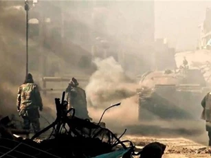 Quân đội Syria đánh sập nhiều vị trí trú ẩn của IS ở Deir Ezzur