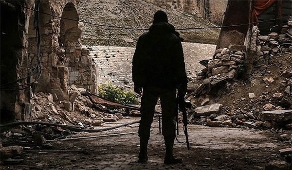 Tiến vào Deir Ezzur, quân đội Syria chặt đứt tuyến viện trợ chính của IS