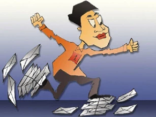 Nguyên Phó Bí thư Đảng ủy lừa chạy việc, chiếm đoạt gần 800 triệu đồng