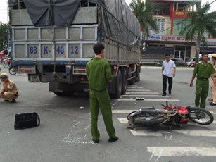 Tai nạn giao thông ở Cần Thơ: Thai phụ chết thảm trên đường đi khám thai